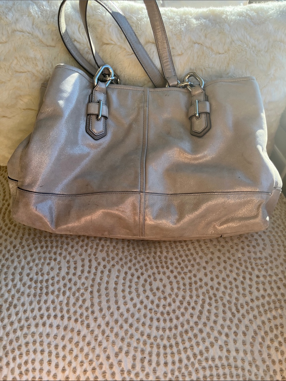 Coach - Picture 2 of 6